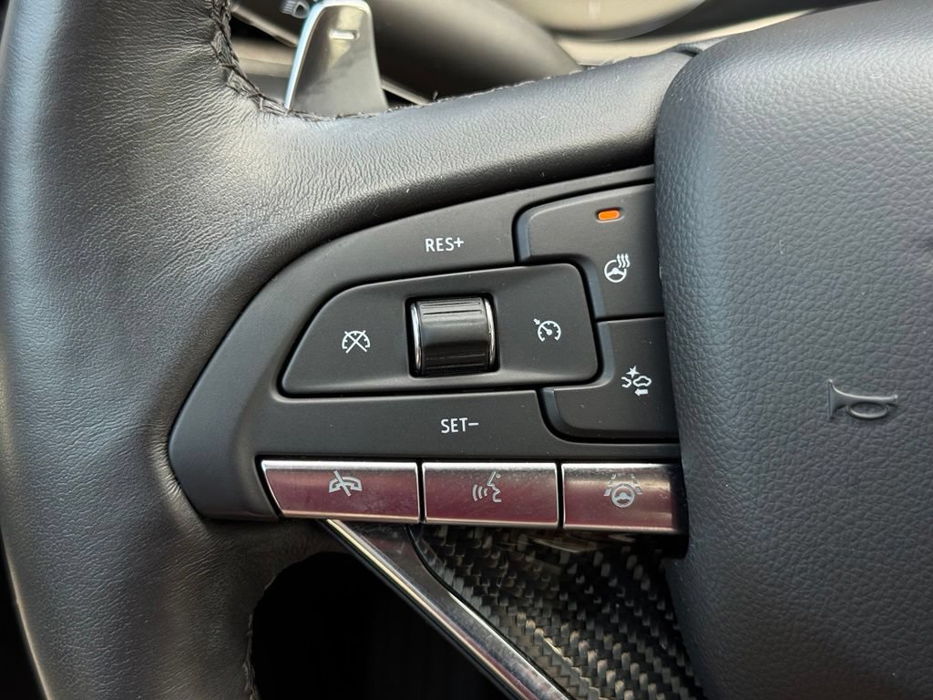 Used 2023 Cadillac XT6 Sport w/ Technology Package AWD/4WD image 32