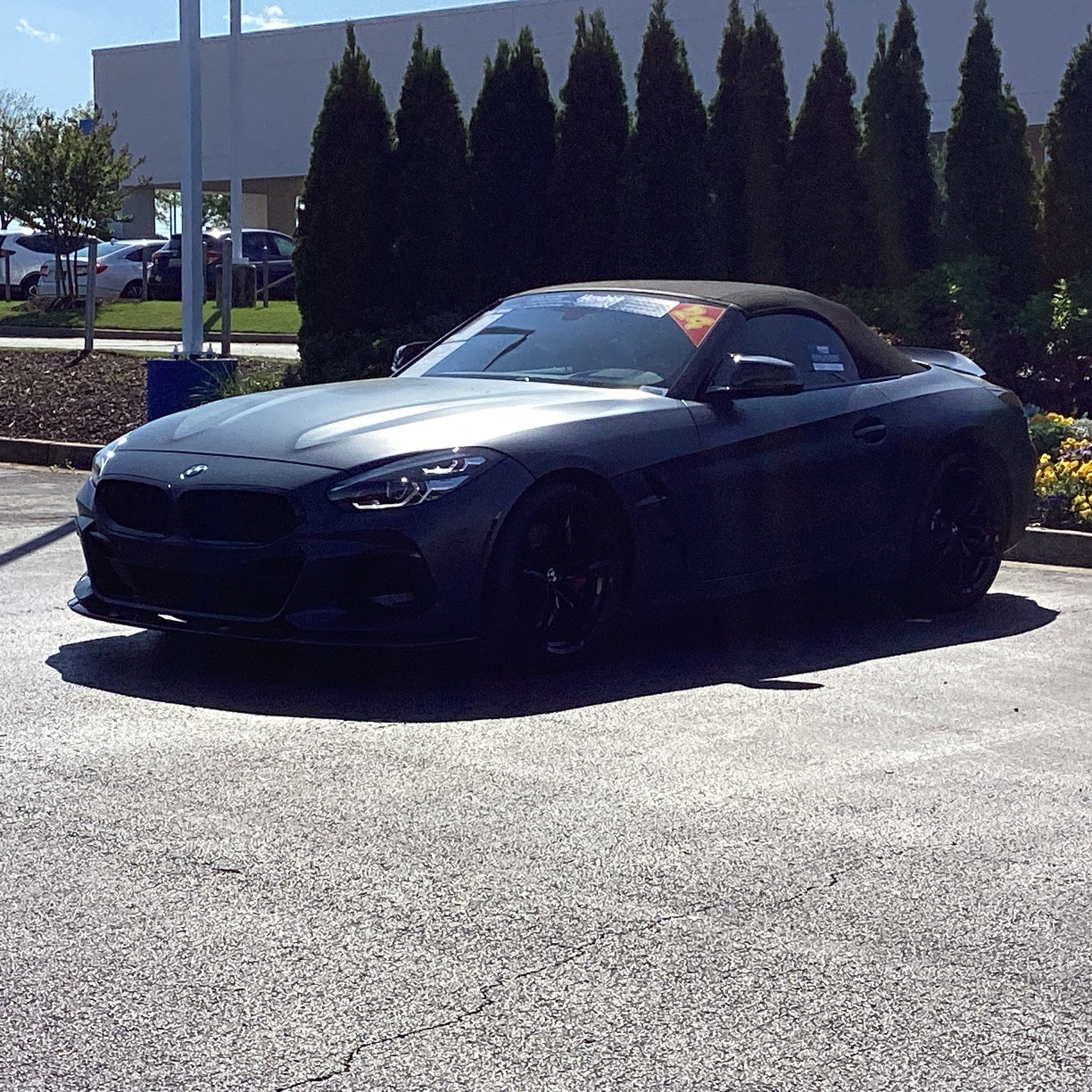 Used 2024 BMW Z4 M40i w/ Premium Package image 6