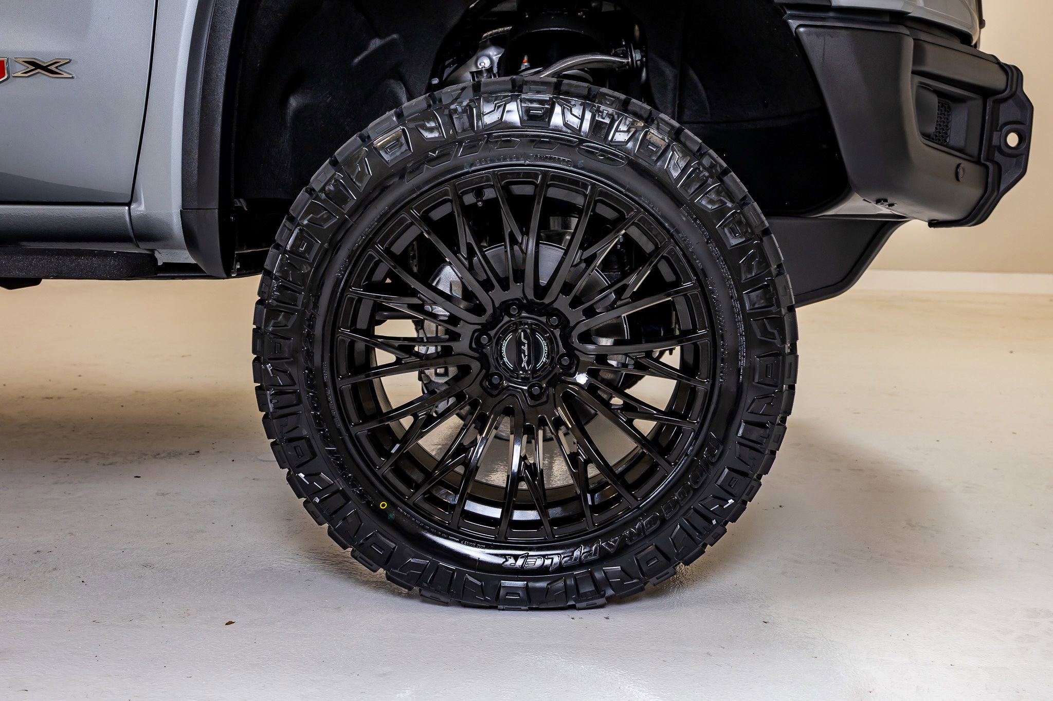 Used 2026 GMC Sierra 1500 AT4X AWD/4WD image 12