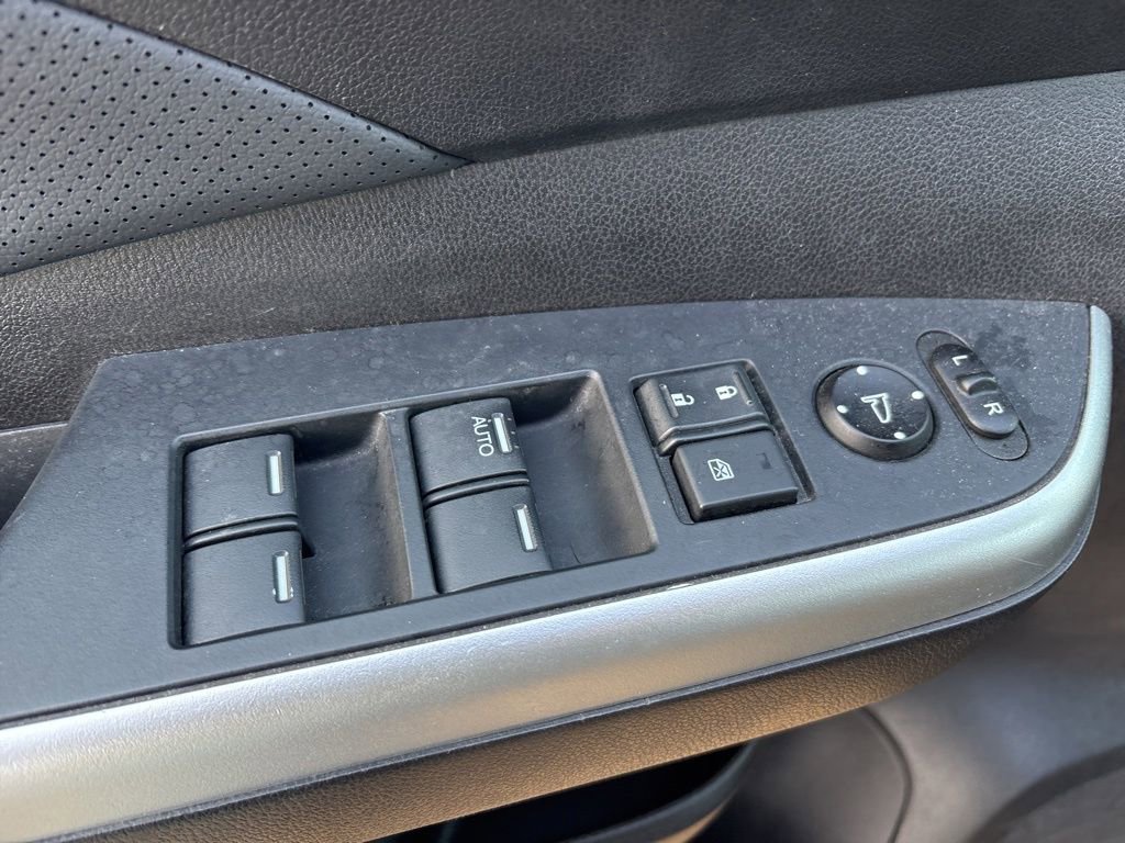 Used 2015 Honda CR-V EX-L image 17