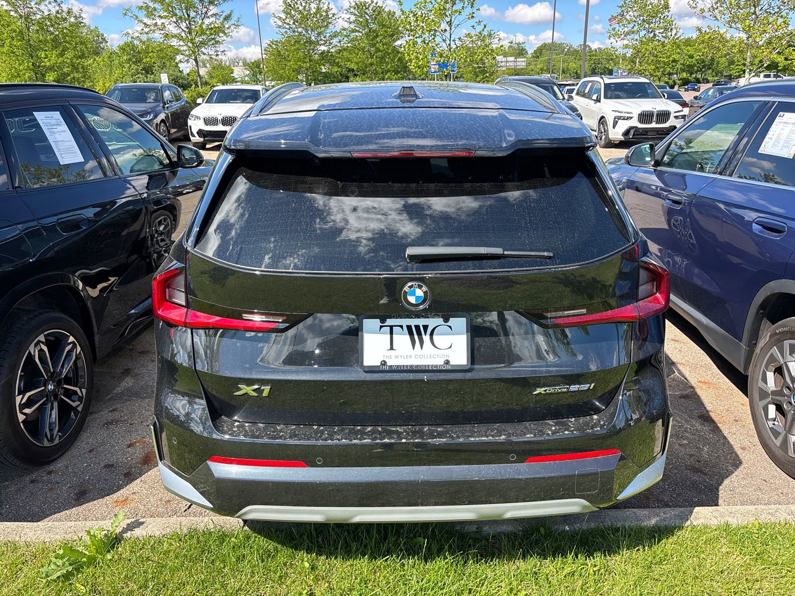 Used 2024 BMW X1 xDrive28i w/ Convenience Package AWD/4WD image 9