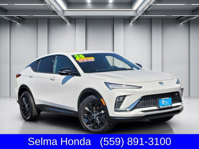 Used 2024 Buick Envista Sport Touring w/ Convenience II Package image 1