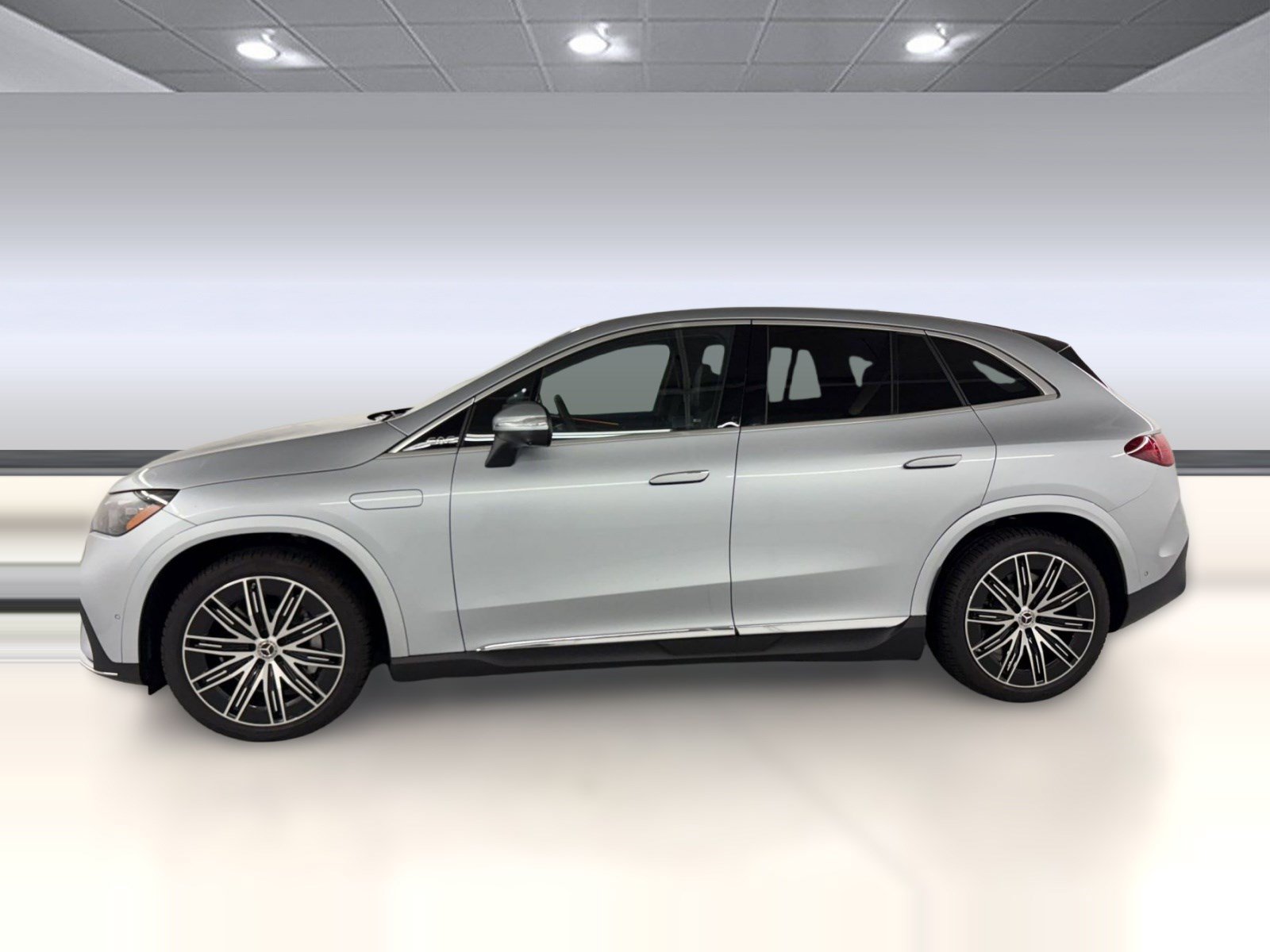 New 2026 Mercedes-Benz EQE 320 4MATIC SUV image 2