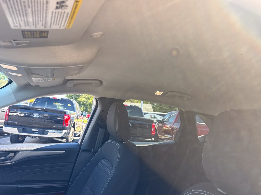 Used 2023 Ford Escape Active w/ Tech Pack #1 AWD/4WD image 25