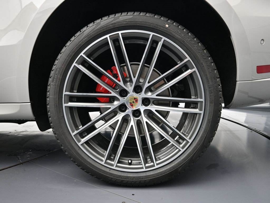 New 2026 Porsche Macan S image 26