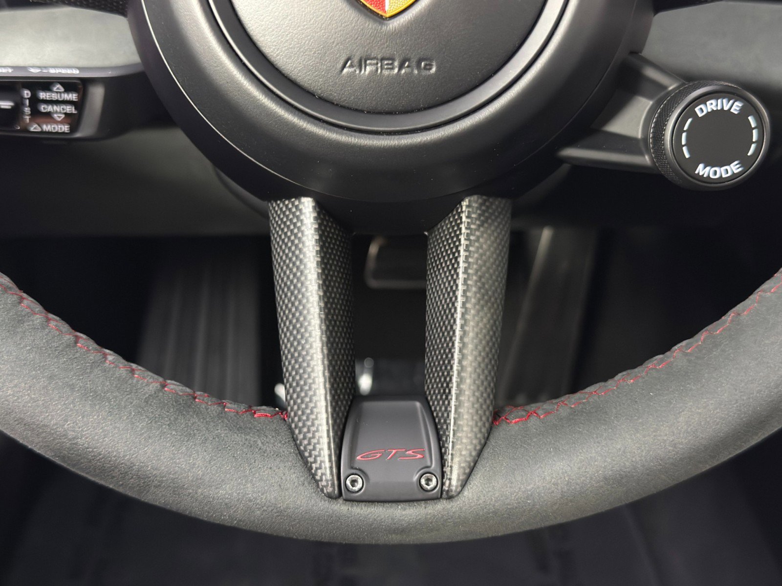 Used 2023 Porsche Taycan GTS image 24