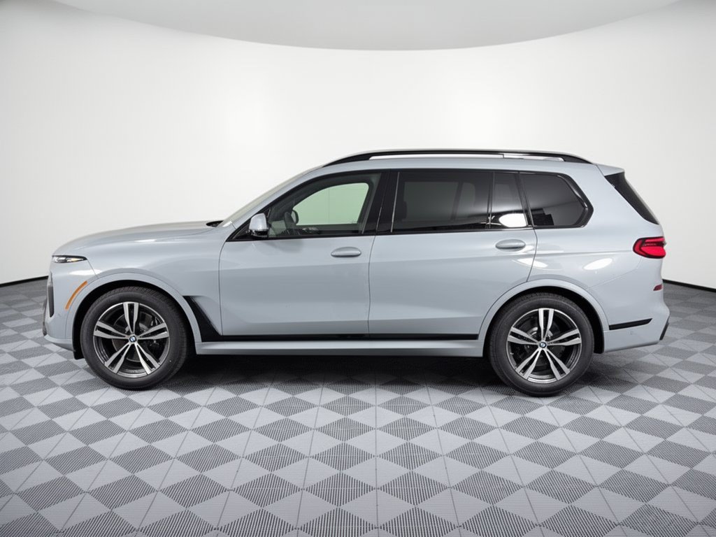 New 2027 BMW X7 xDrive40i w/ M Sport Package AWD/4WD image 2
