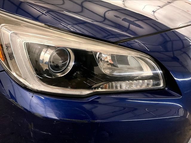 Used 2017 Subaru Legacy 2.5i Premium AWD/4WD image 27