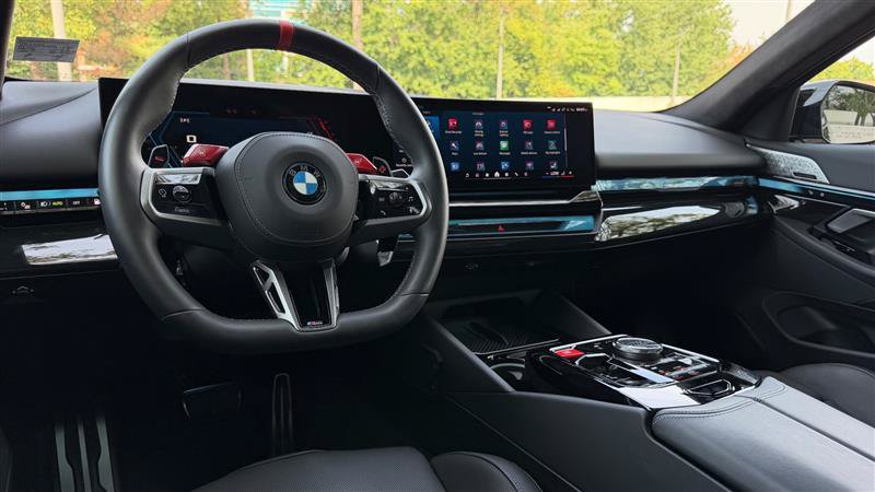 Used 2026 BMW M5 w/ Executive Package AWD/4WD image 40