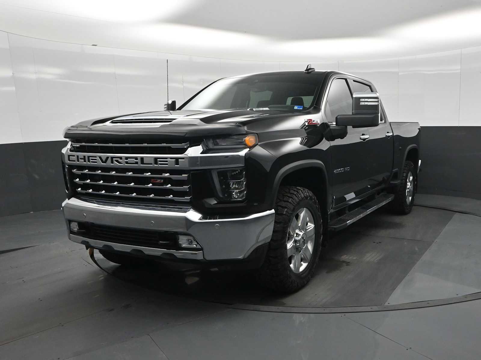 Used 2020 Chevrolet Silverado 2500 LTZ w/ LTZ Plus Package image 4