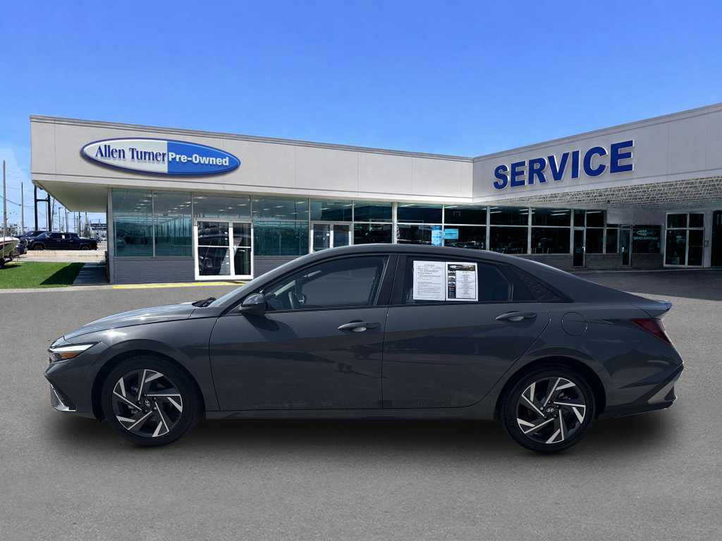 Certified 2025 Hyundai Elantra Sport FWD image 7