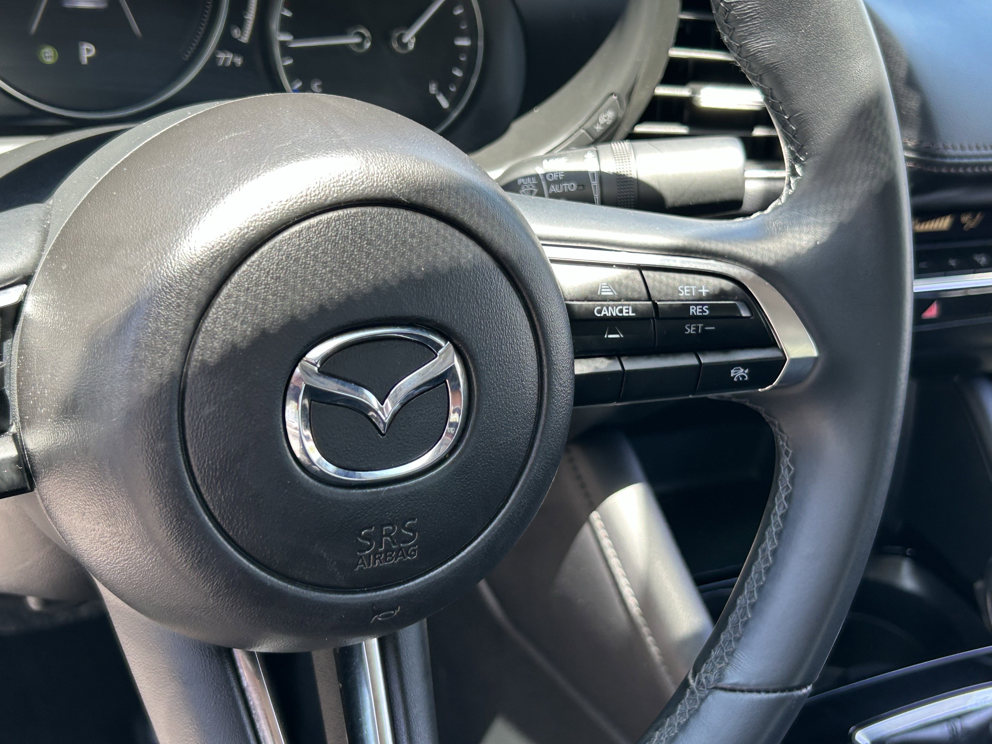 Used 2025 MAZDA MAZDA3 s FWD image 27