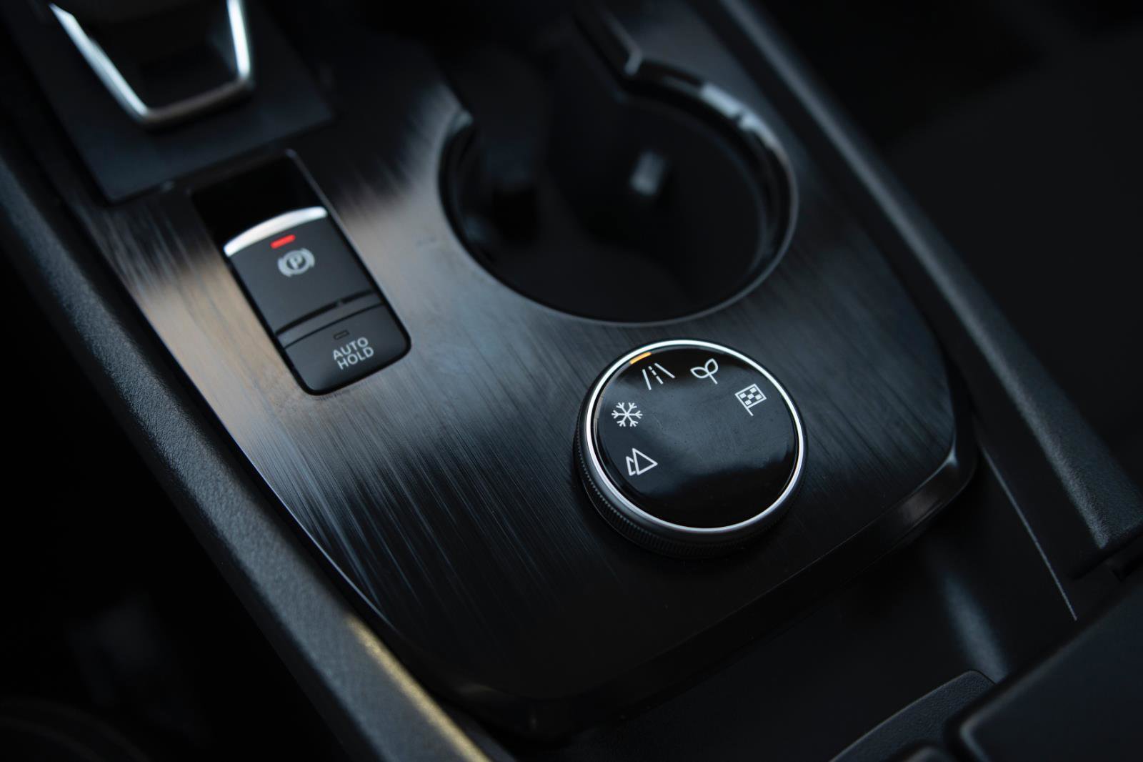 Used 2023 Nissan Rogue S image 12