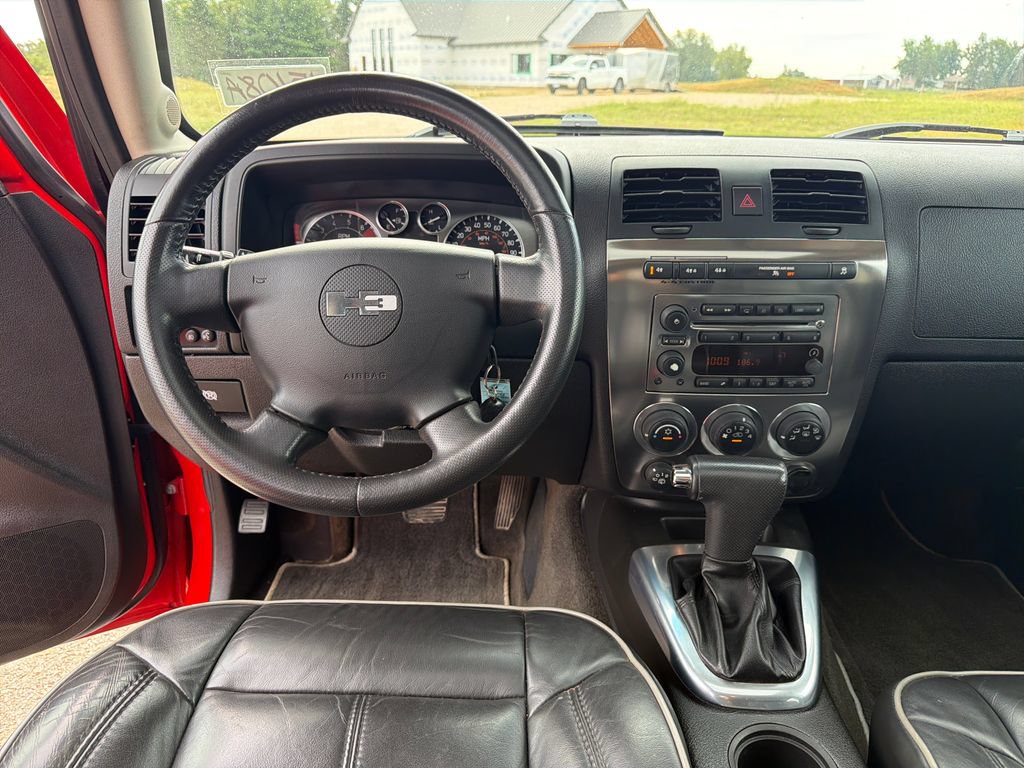 Used 2008 HUMMER H3 Luxury AWD/4WD image 6