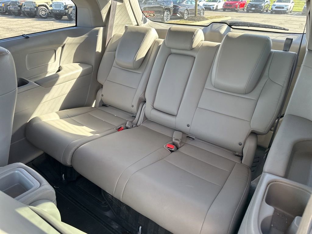 Used 2014 Honda Odyssey Touring image 14