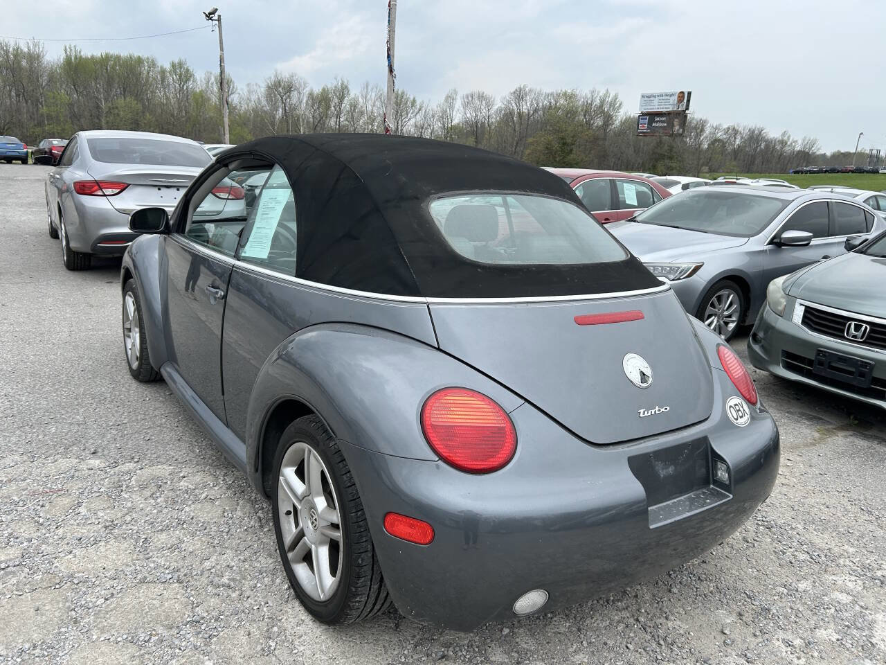 Used 2004 Volkswagen Beetle GLS FWD image 4
