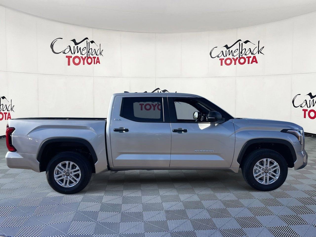 New 2026 Toyota Tundra SR5 image 9