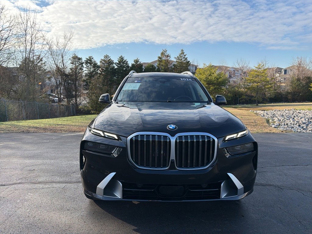 Certified 2024 BMW X7 xDrive40i w/ Premium Package image 8