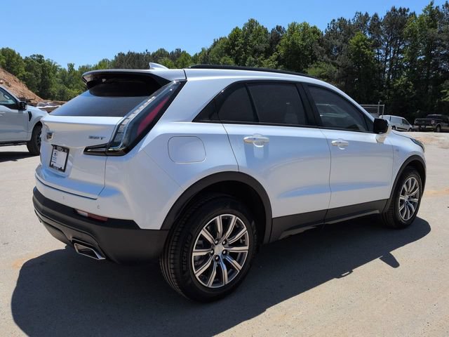 Used 2022 Cadillac XT4 Sport w/ Safety Alert Package AWD/4WD image 4