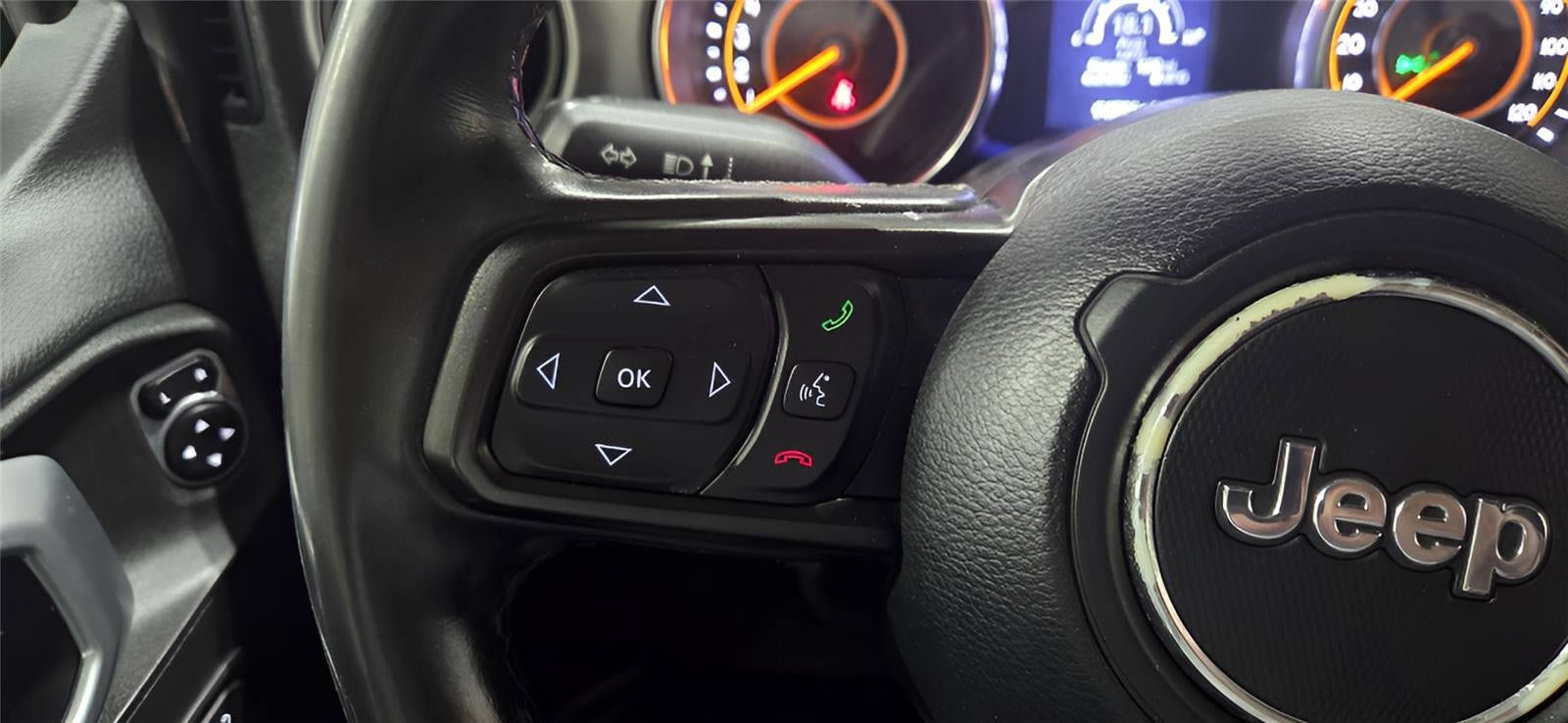 Used 2019 Jeep Wrangler Unlimited Sport S AWD/4WD image 16