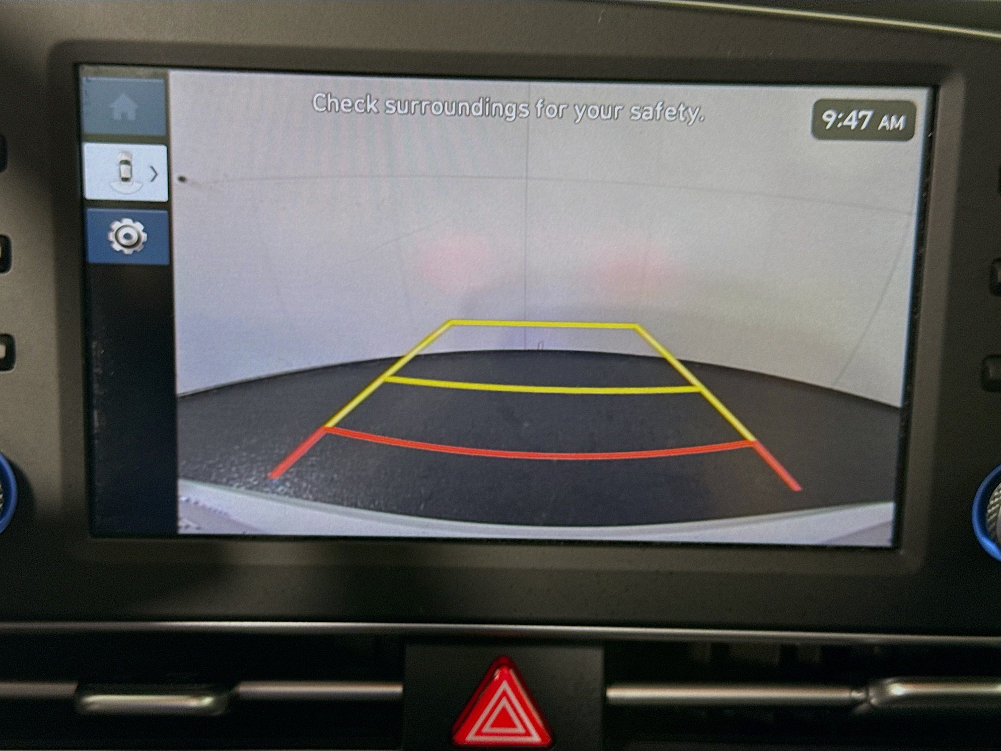 Used 2025 Hyundai Elantra SE FWD image 19