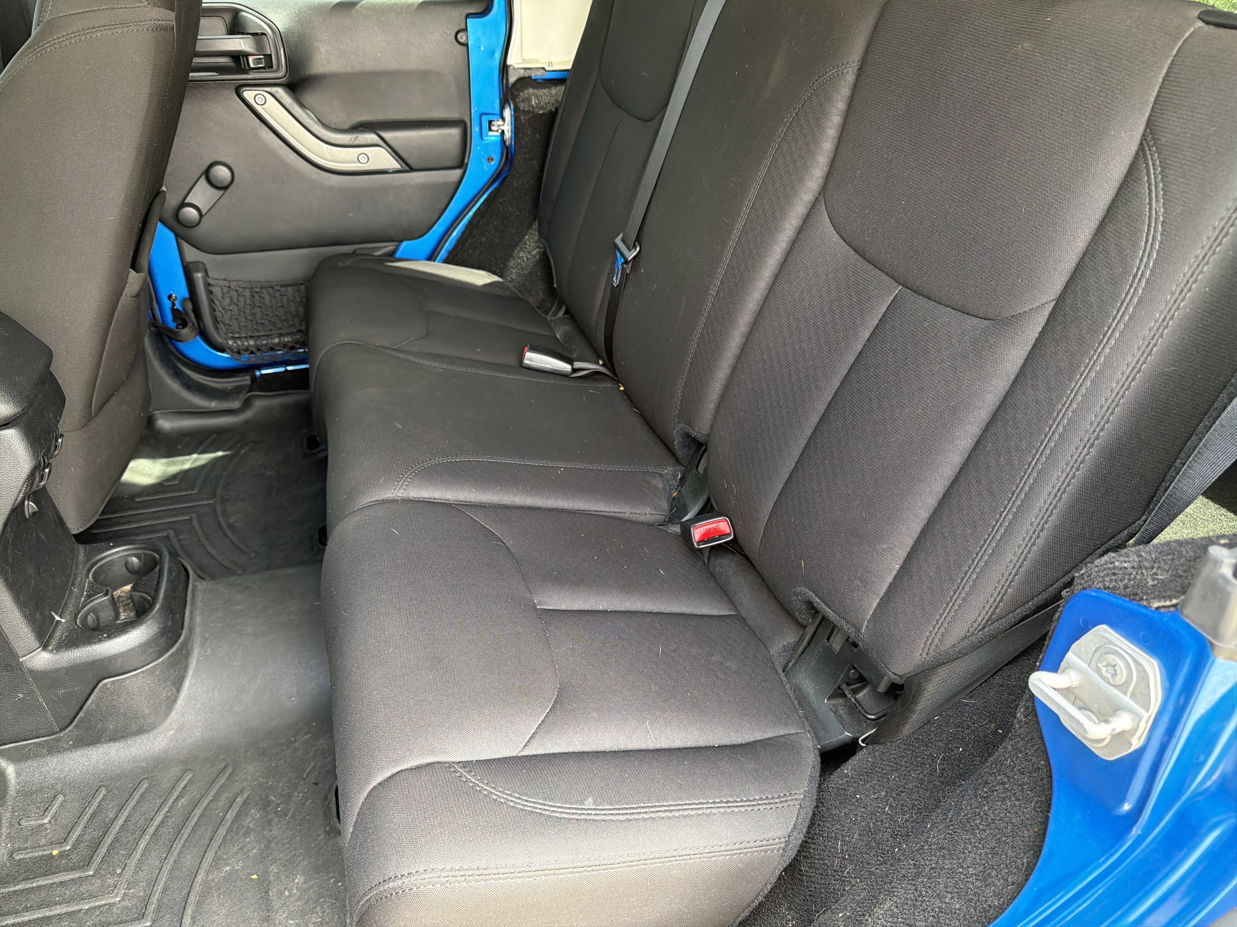 Used 2016 Jeep Wrangler Unlimited Sport AWD/4WD image 13