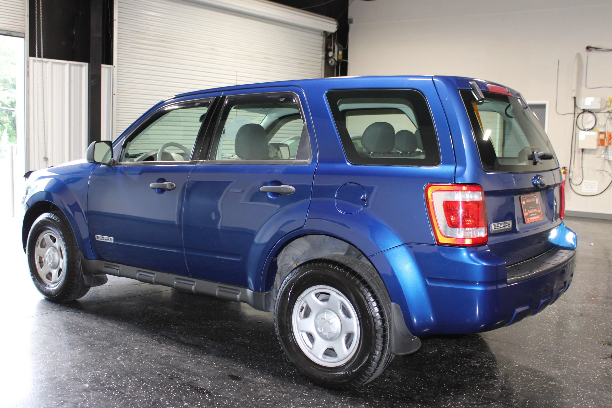 Used 2008 Ford Escape XLS FWD image 5