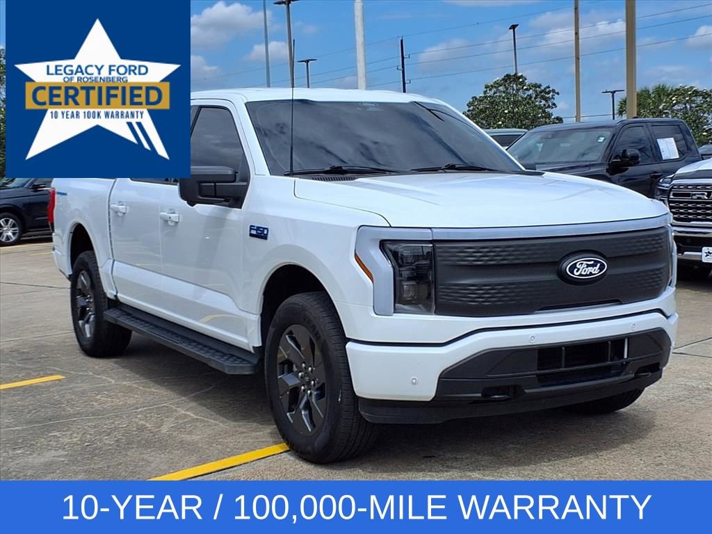 Used 2025 Ford F150 Lightning Flash image 7