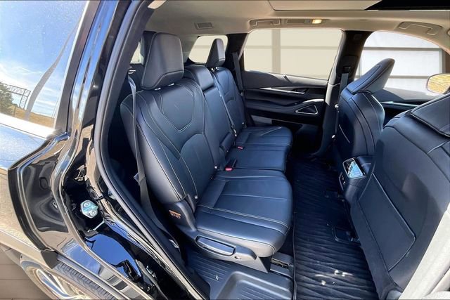 Used 2025 INFINITI QX60 Sensory w/ Vision Package image 27