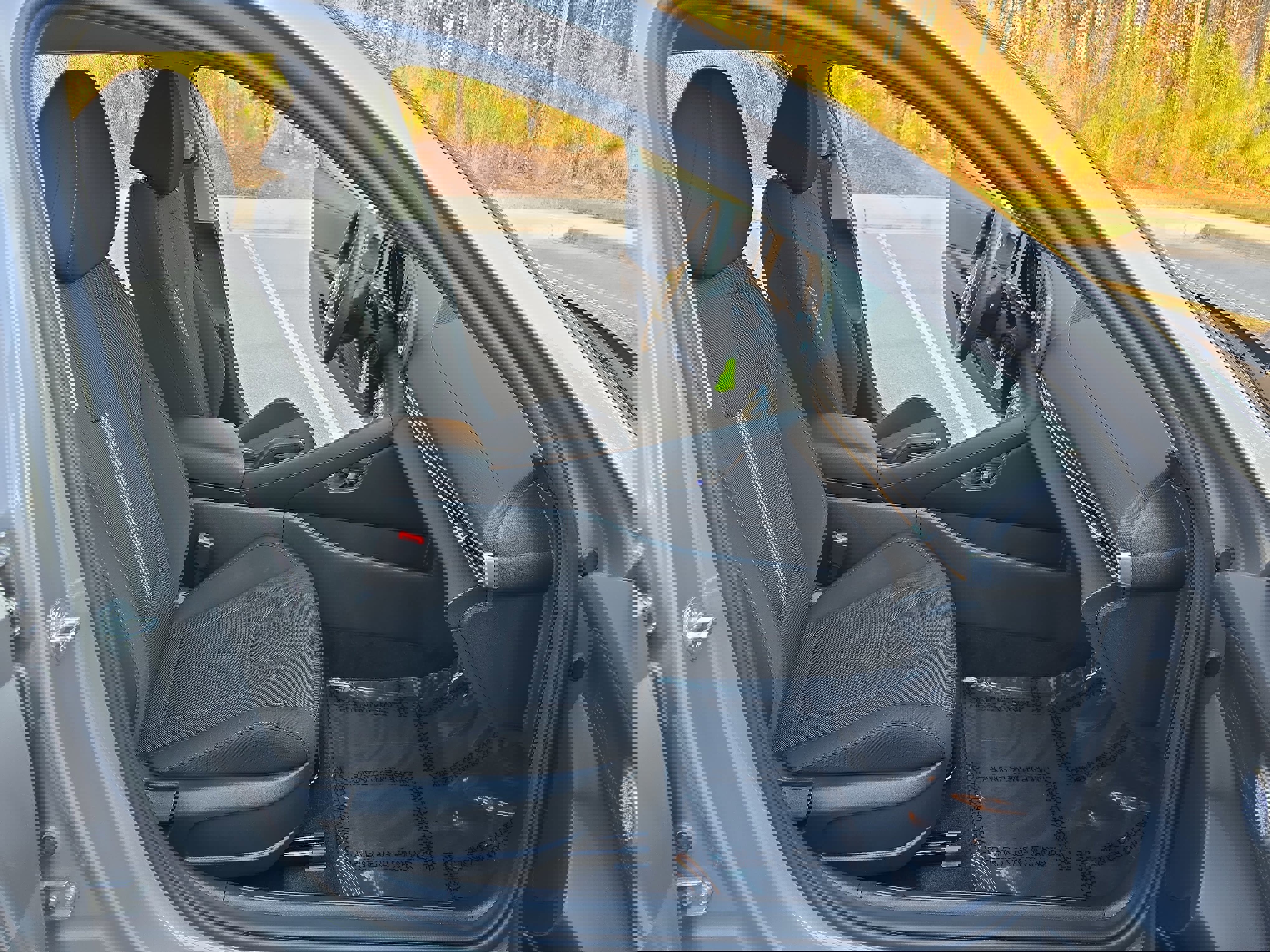 Used 2023 Hyundai Elantra SE image 10