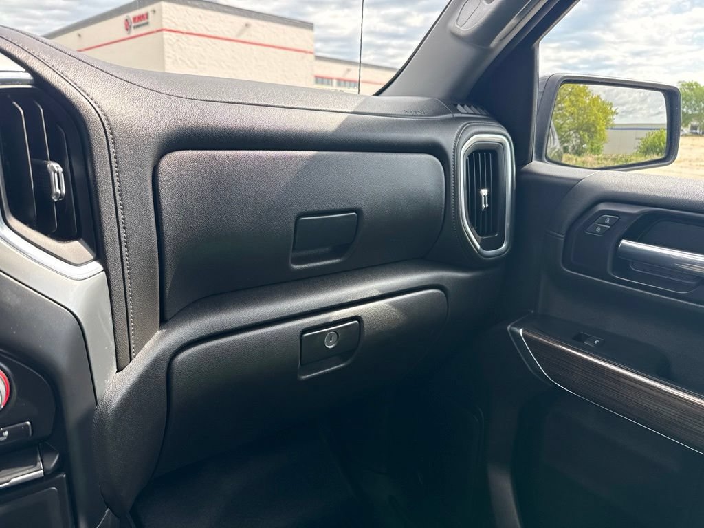 Used 2022 Chevrolet Silverado 1500 RST w/ Z71 Off-Road Package AWD/4WD image 29