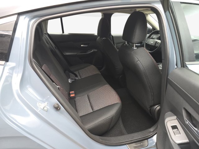 New 2027 Nissan Sentra SR w/ Floor Mat Package FWD image 38