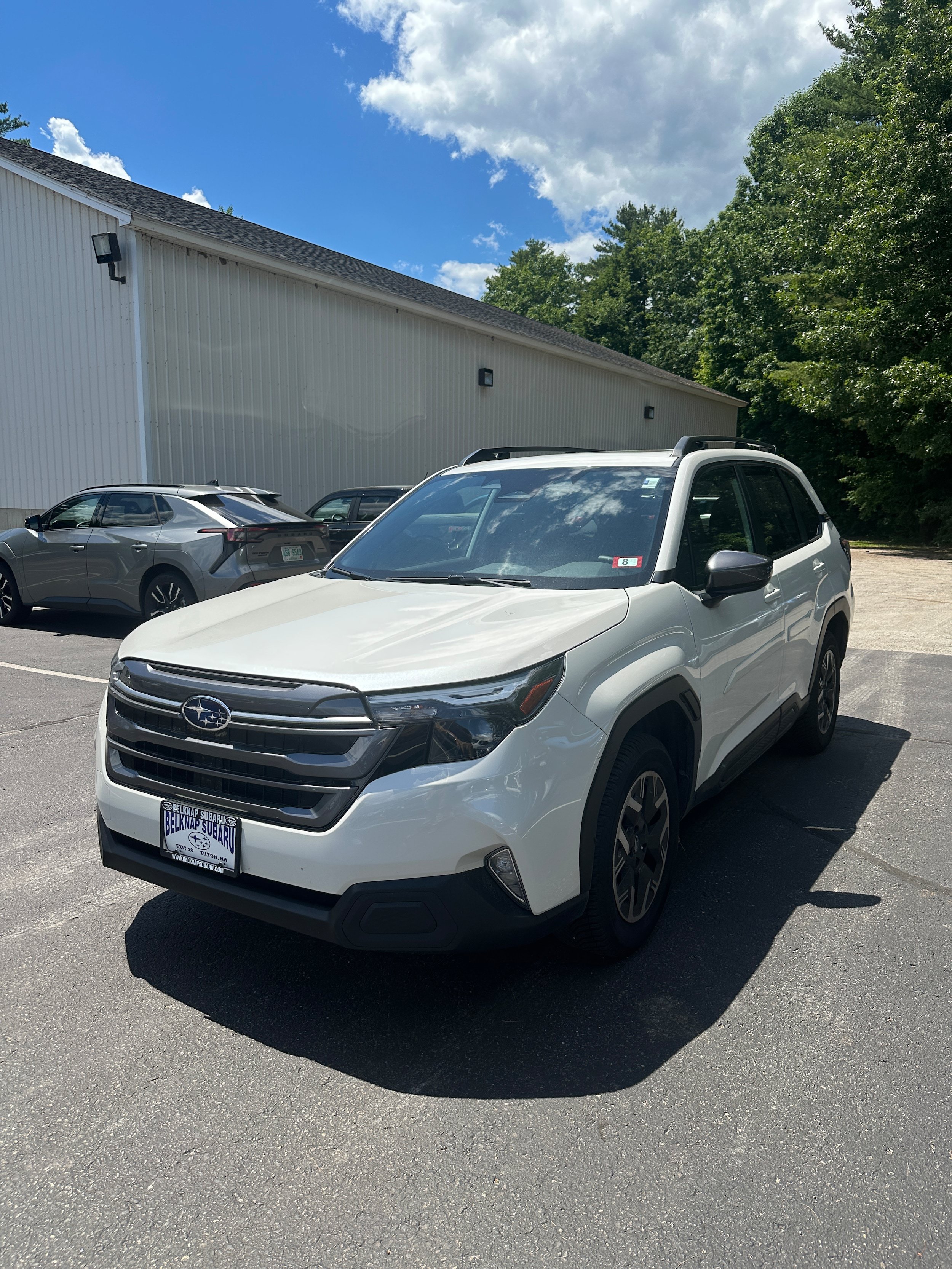 Used 2025 Subaru Forester Premium AWD/4WD image 1