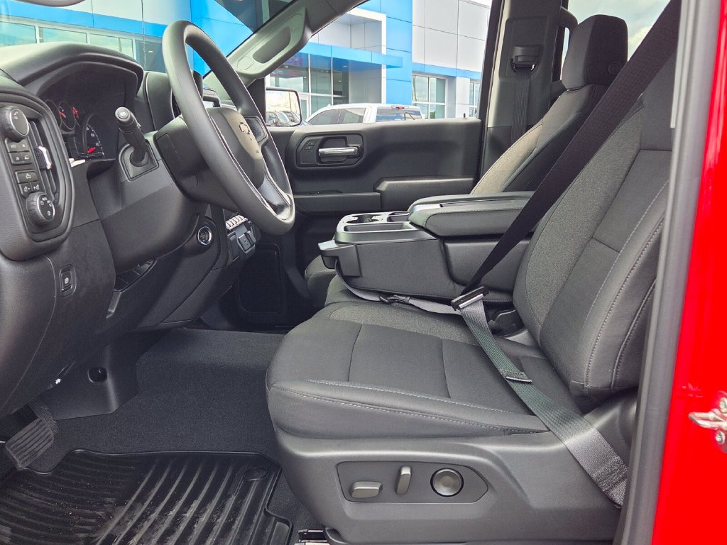 New 2026 Chevrolet Silverado 1500 Custom w/ Turbomax Blackout Package AWD/4WD image 3