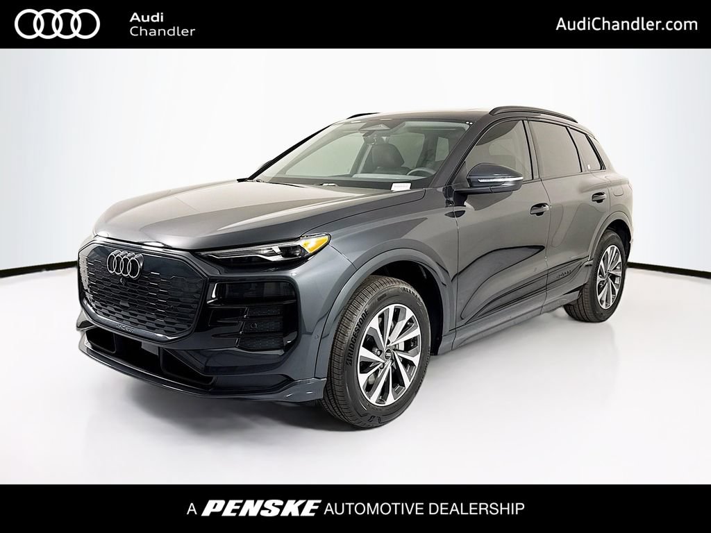 Used 2025 Audi Q6 e-tron Premium image 1