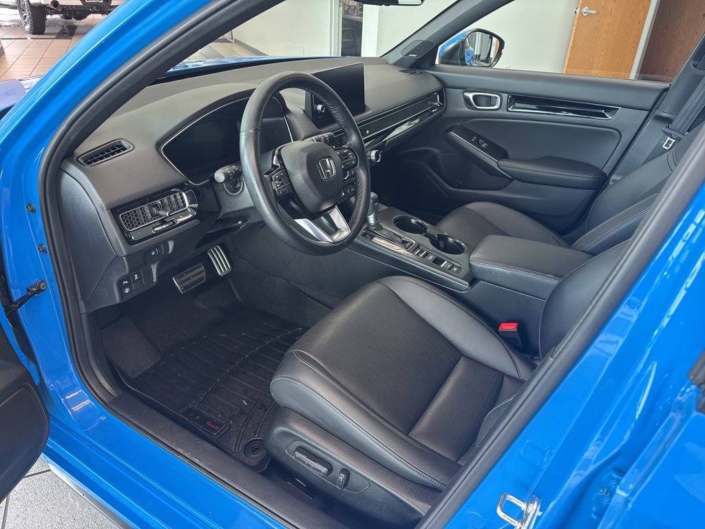 Used 2024 Honda Civic Sport Touring image 2