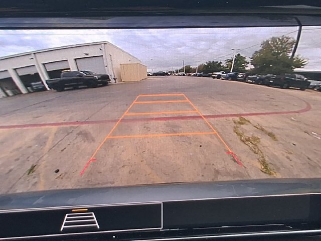 Used 2024 Chevrolet Traverse LS FWD image 11