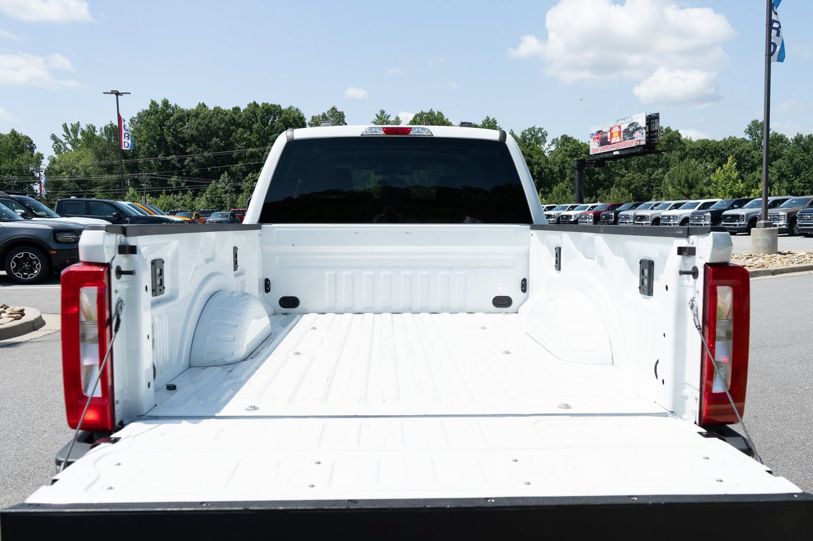 Used 2026 Ford F250 XLT AWD/4WD image 9