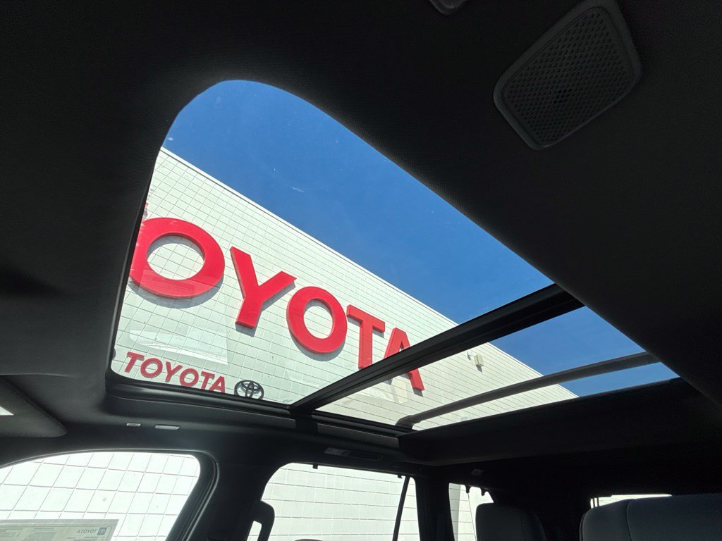 New 2026 Toyota Sequoia Platinum AWD/4WD image 21