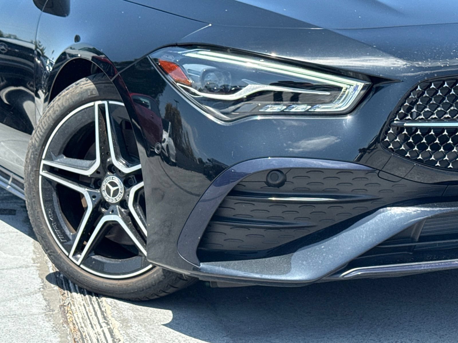 Used 2025 Mercedes-Benz CLA 250 image 4