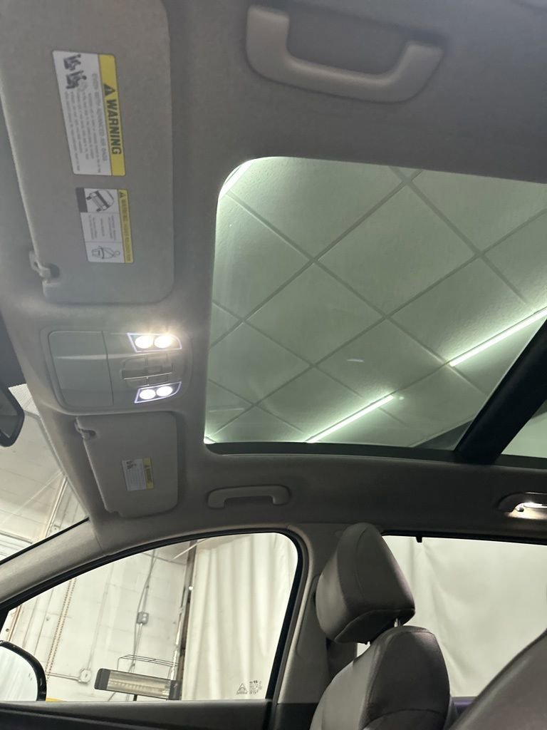 Used 2019 Hyundai Santa Fe FWD image 16