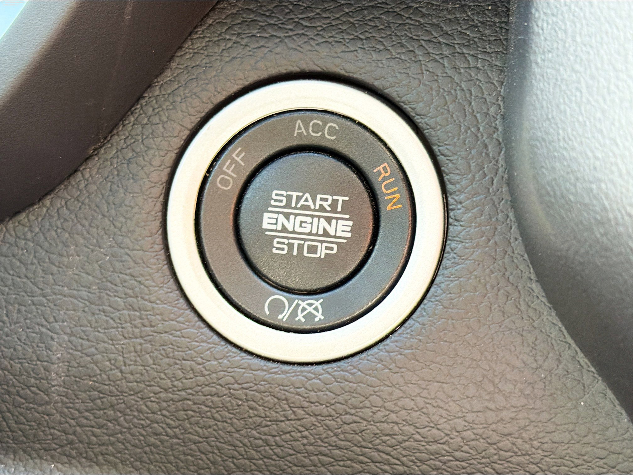 Used 2024 RAM 2500 Laramie w/ Night Edition AWD/4WD image 36