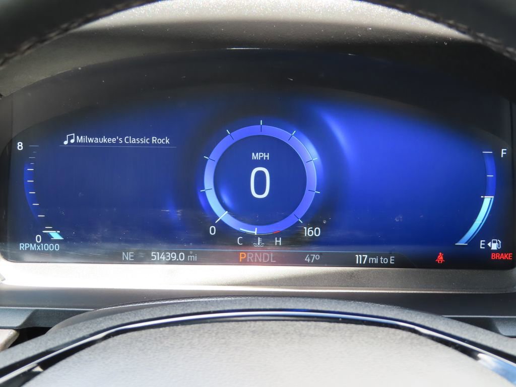 Used 2023 Ford Explorer Platinum w/ Technology Package AWD/4WD image 26