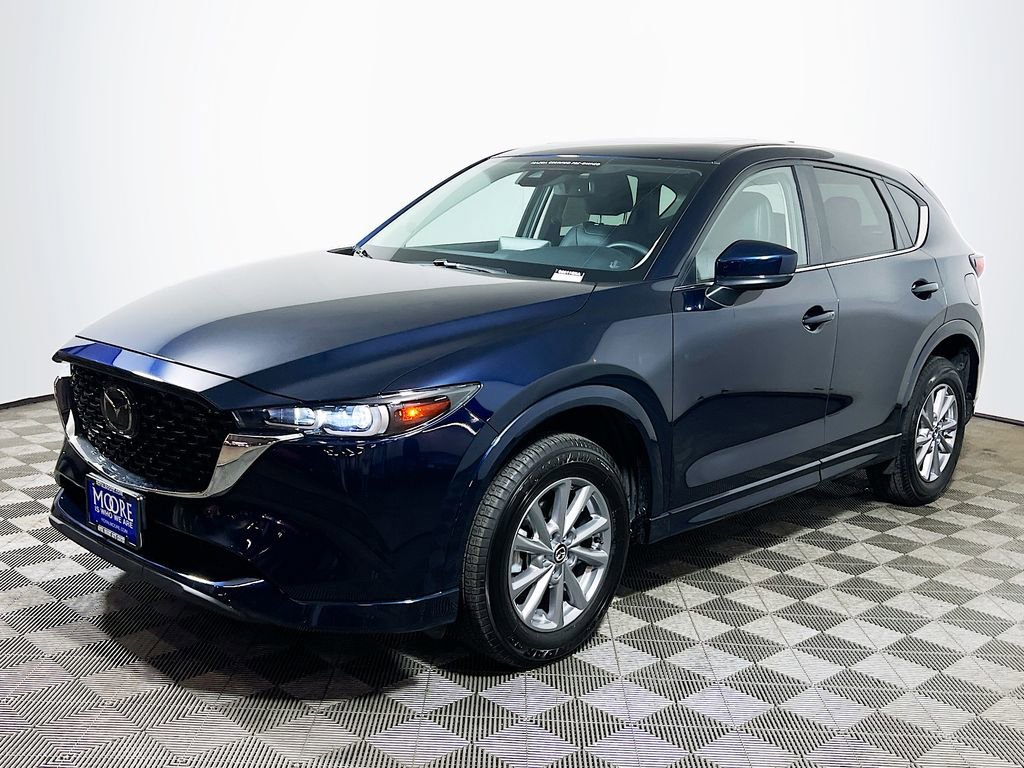 Used 2025 MAZDA CX-5 AWD 2.5 S w/ Preferred Package image 3