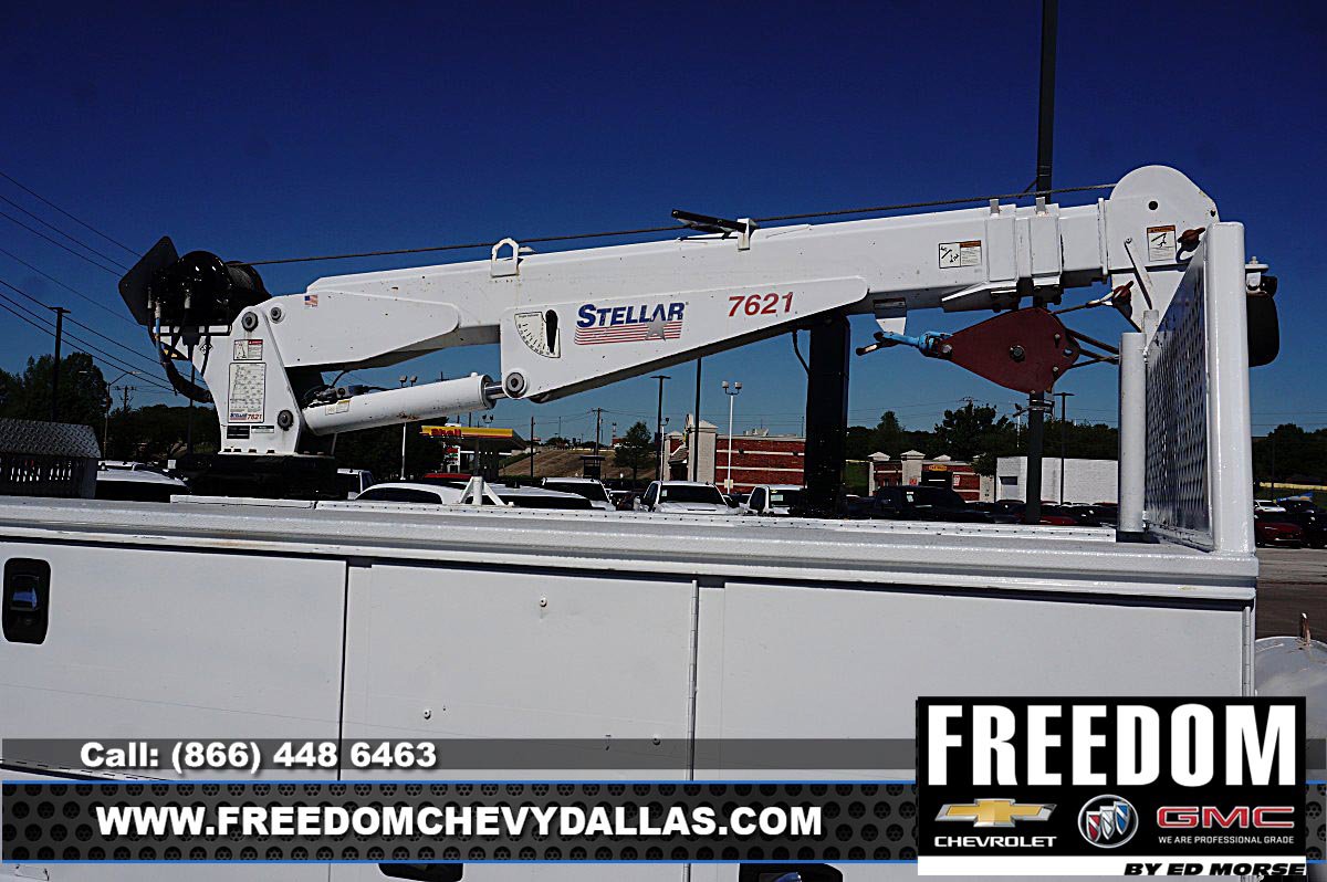 Used 2015 Ford F550 4x4 Regular Cab Super Duty image 30