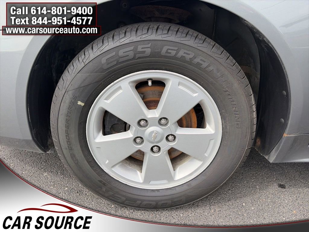 Used 2009 Chevrolet Impala LT FWD image 21