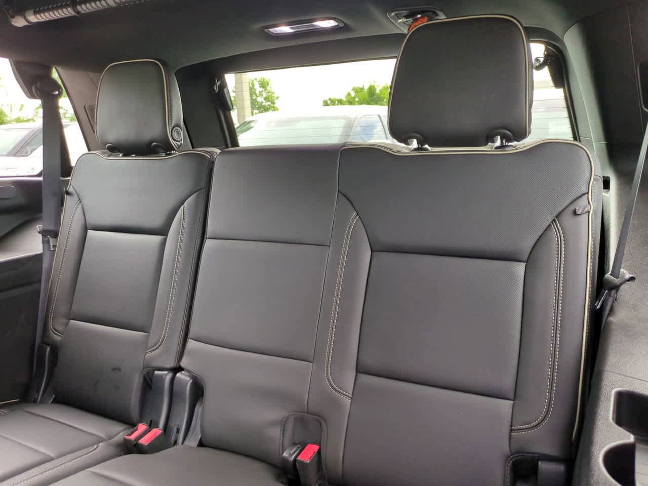 Used 2021 GMC Yukon SLT w/ SLT Premium Package AWD/4WD image 26