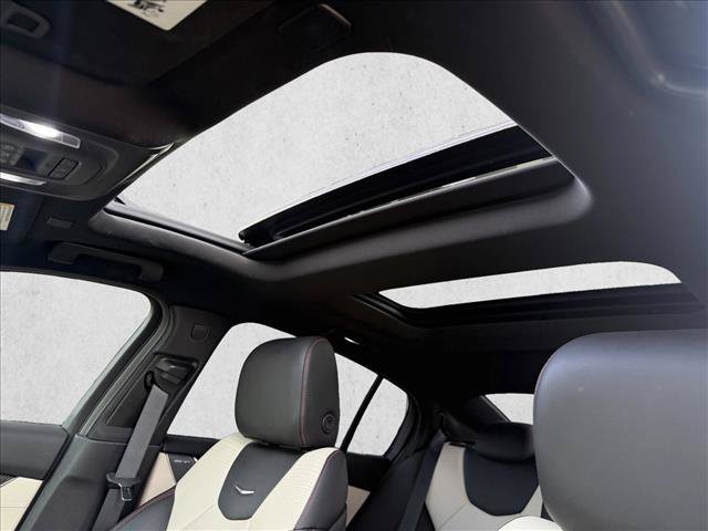 Used 2023 Cadillac CT5 Sport RWD image 27