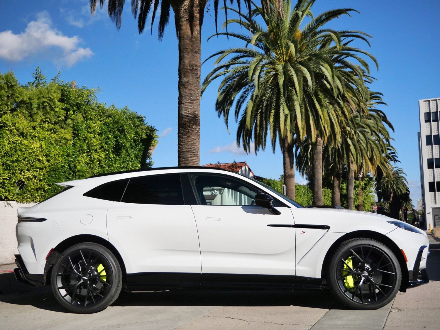 New 2026 Aston Martin DBX S AWD/4WD image 15