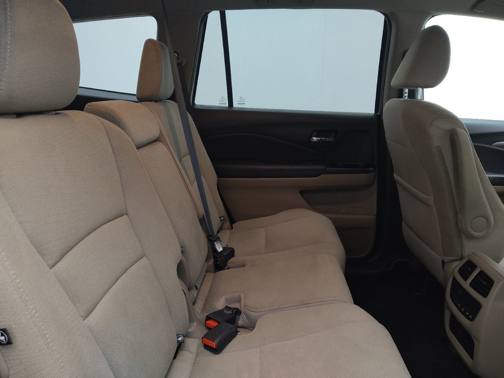 Used 2018 Honda Pilot EX image 19